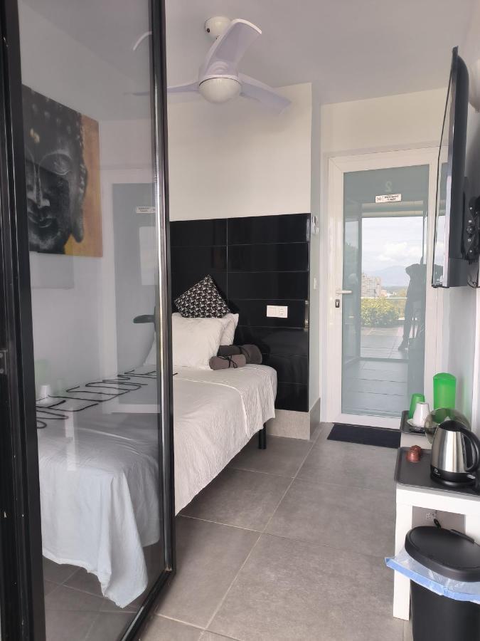 Pinar Suites Habitaciones Torremolinos Ngoại thất bức ảnh