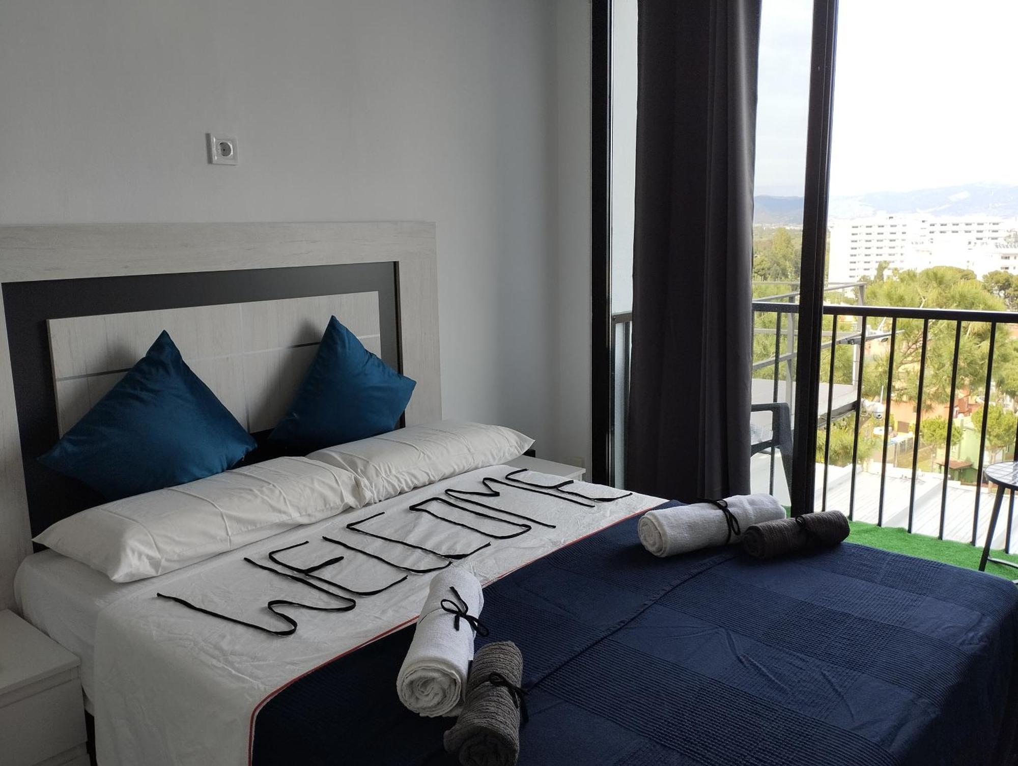 Pinar Suites Habitaciones Torremolinos Ngoại thất bức ảnh