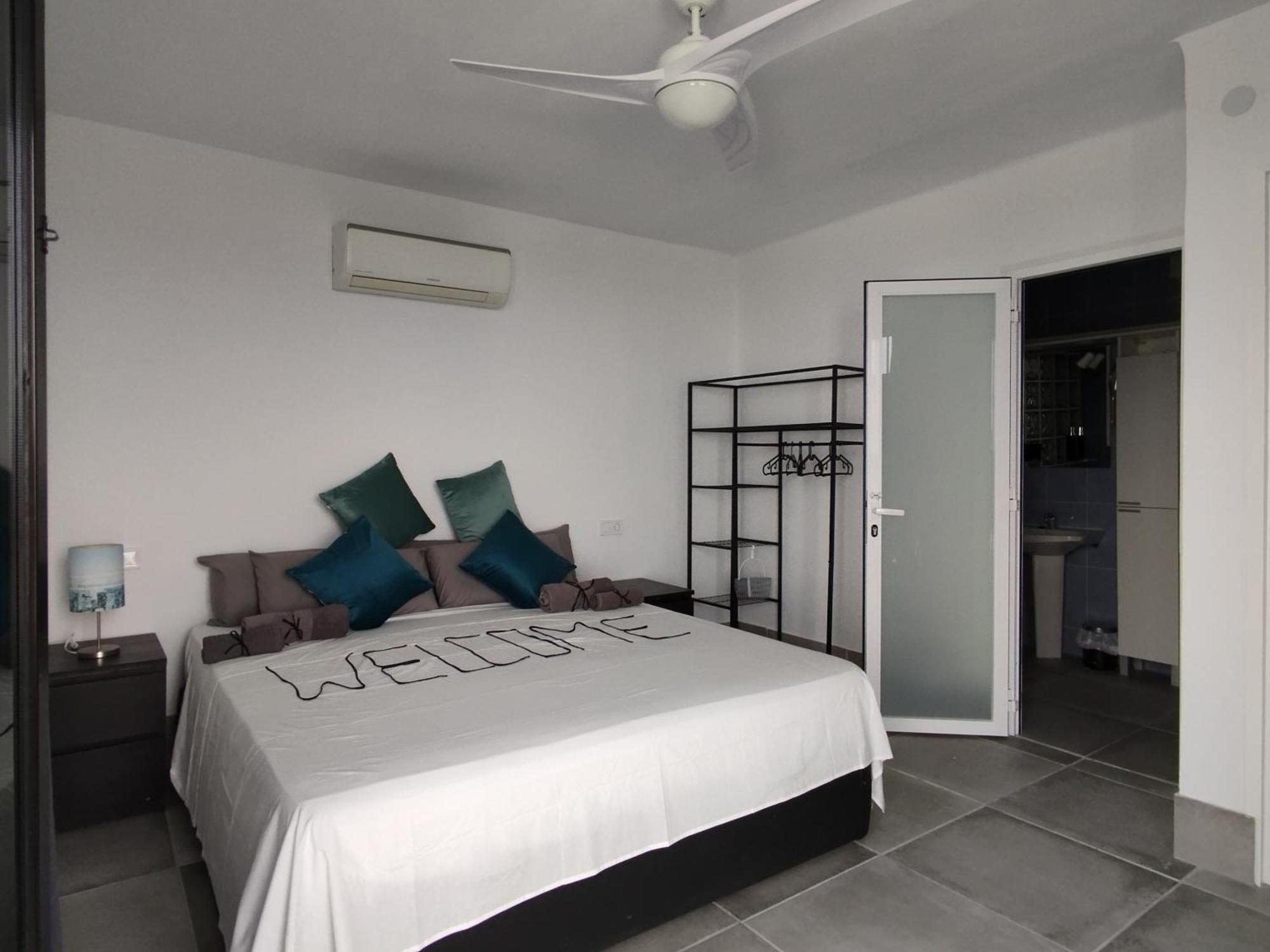 Pinar Suites Habitaciones Torremolinos Ngoại thất bức ảnh