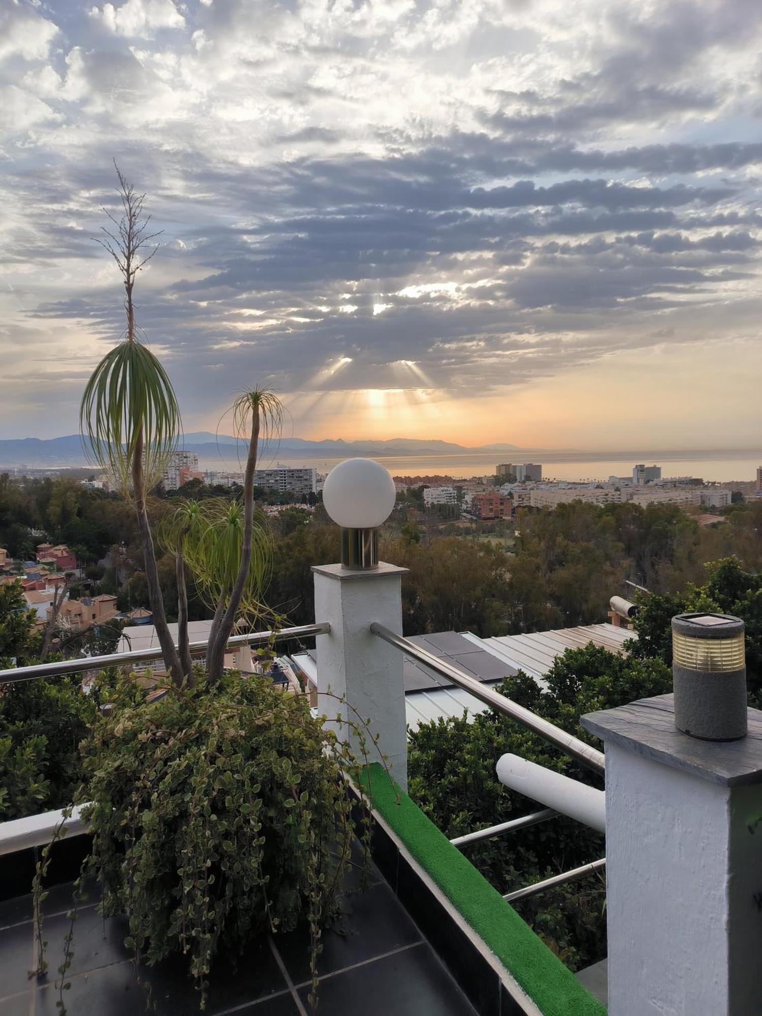 Pinar Suites Habitaciones Torremolinos Ngoại thất bức ảnh